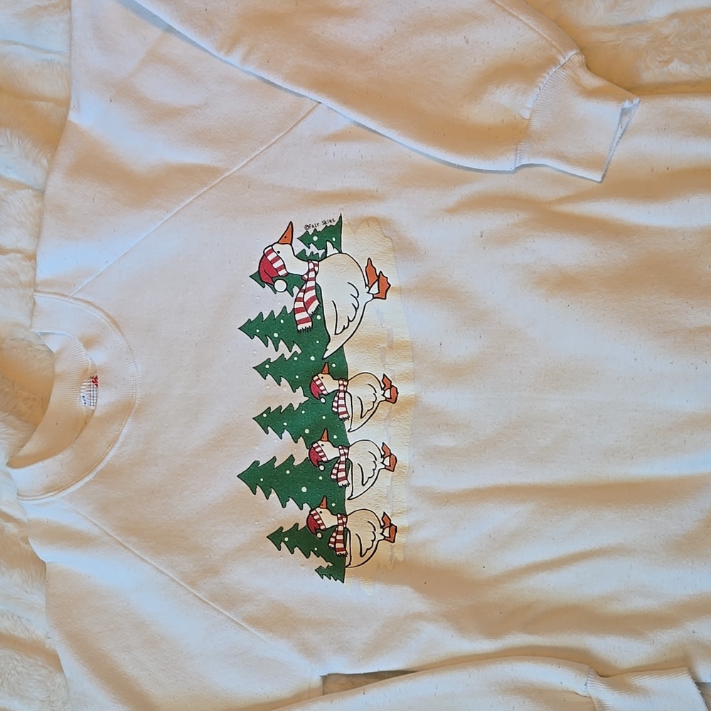 80s christmas sweatshirt FAIR SKIES ducks santa hats